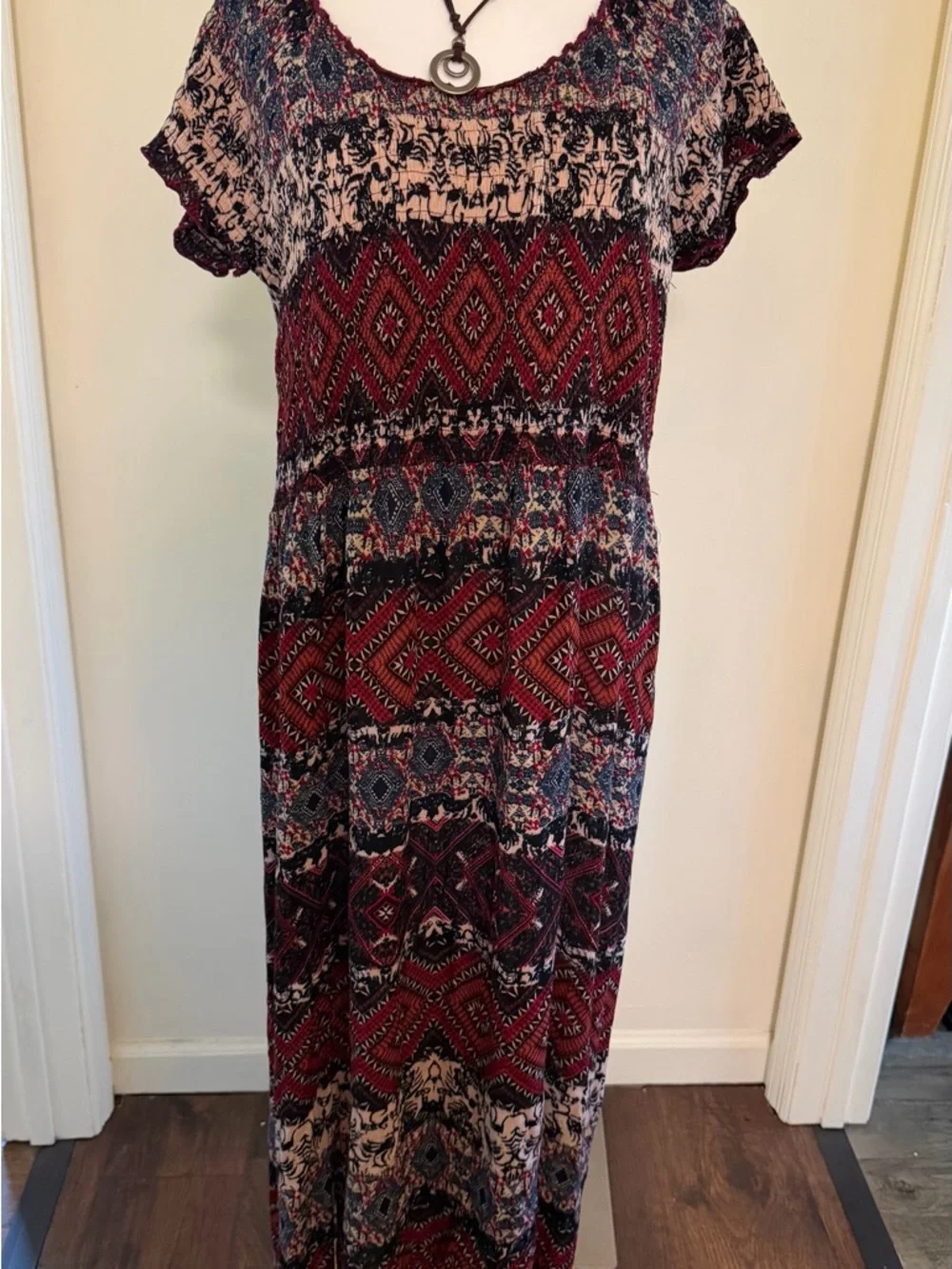 Boho Printed Red Maxi Dress with Short Sleeves - Picture 4 of 10